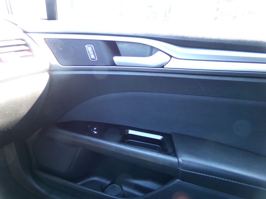 2014 Ford Fusion Image 15