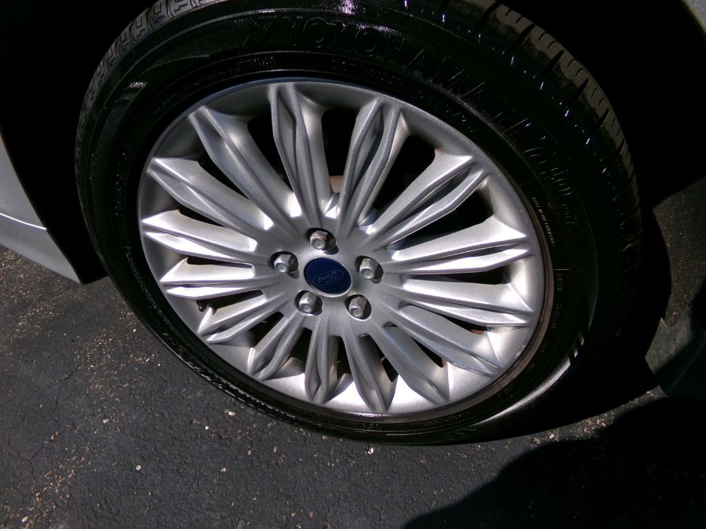 2014 Ford Fusion Image 21