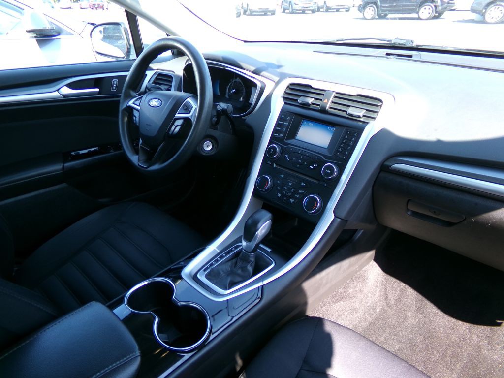 2014 Ford Fusion Image 23