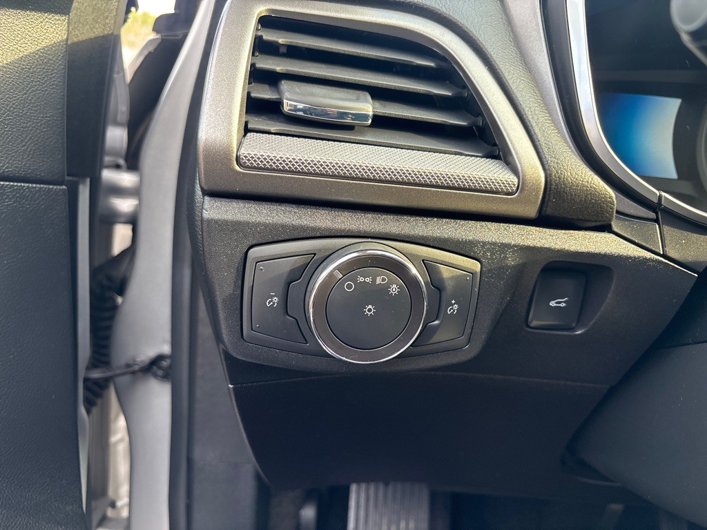 2018 Ford Fusion Image 12