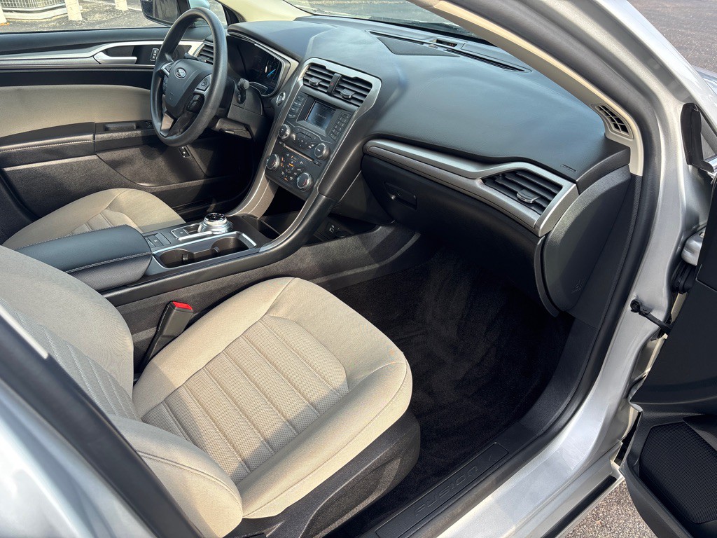 2018 Ford Fusion Image 26