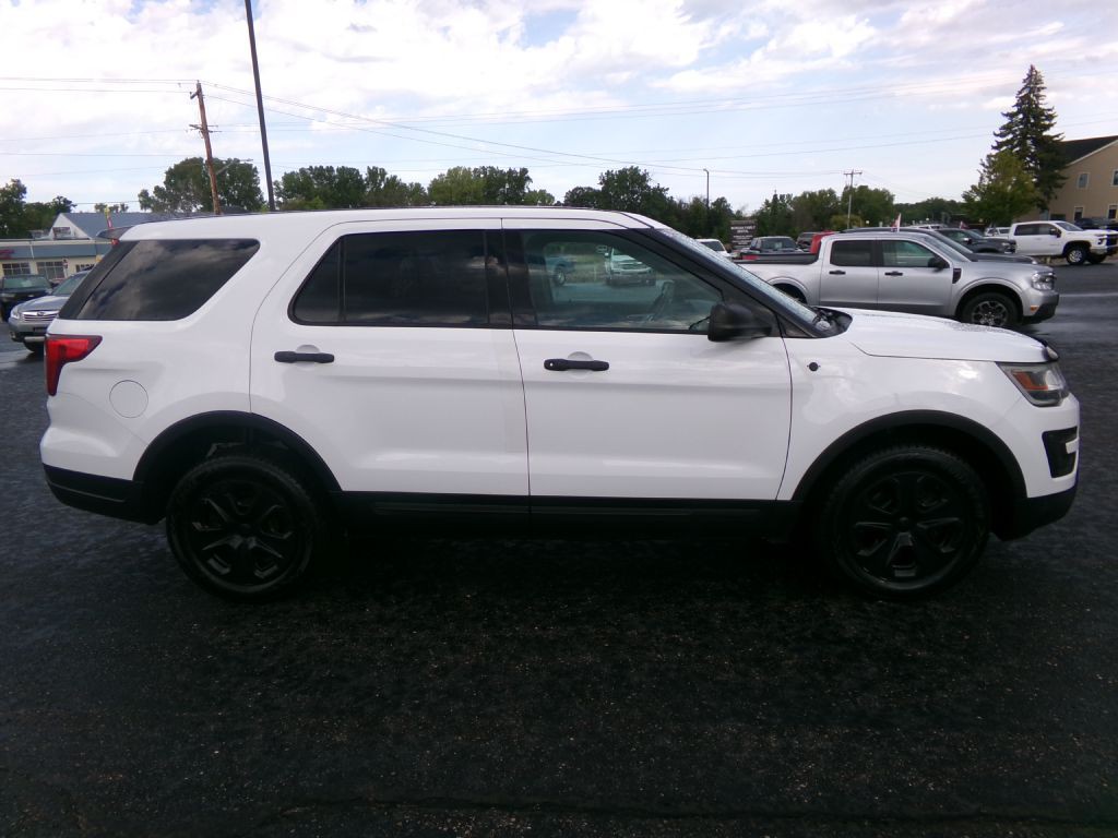 2018 Ford Explorer Image 2
