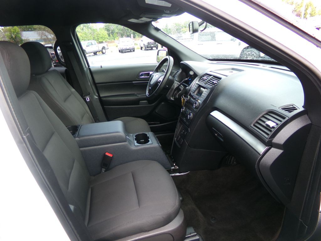 2018 Ford Explorer Image 32
