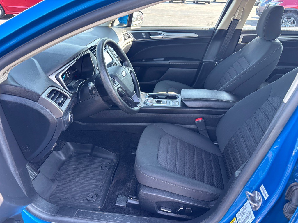 2020 Ford Fusion Image 10