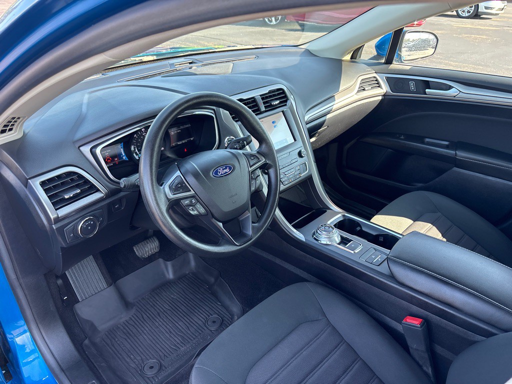 2020 Ford Fusion Image 11