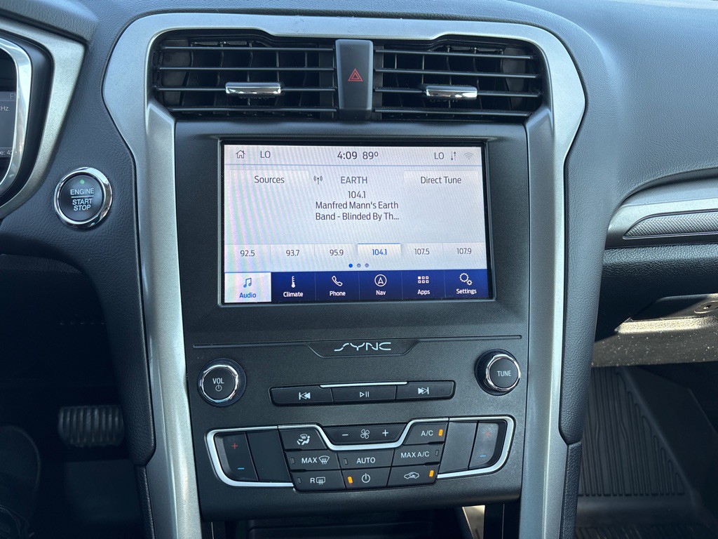 2020 Ford Fusion Image 18