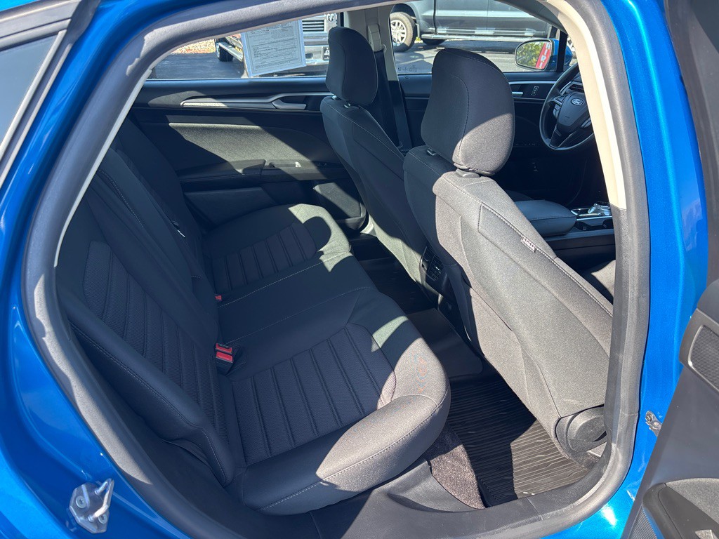 2020 Ford Fusion Image 30