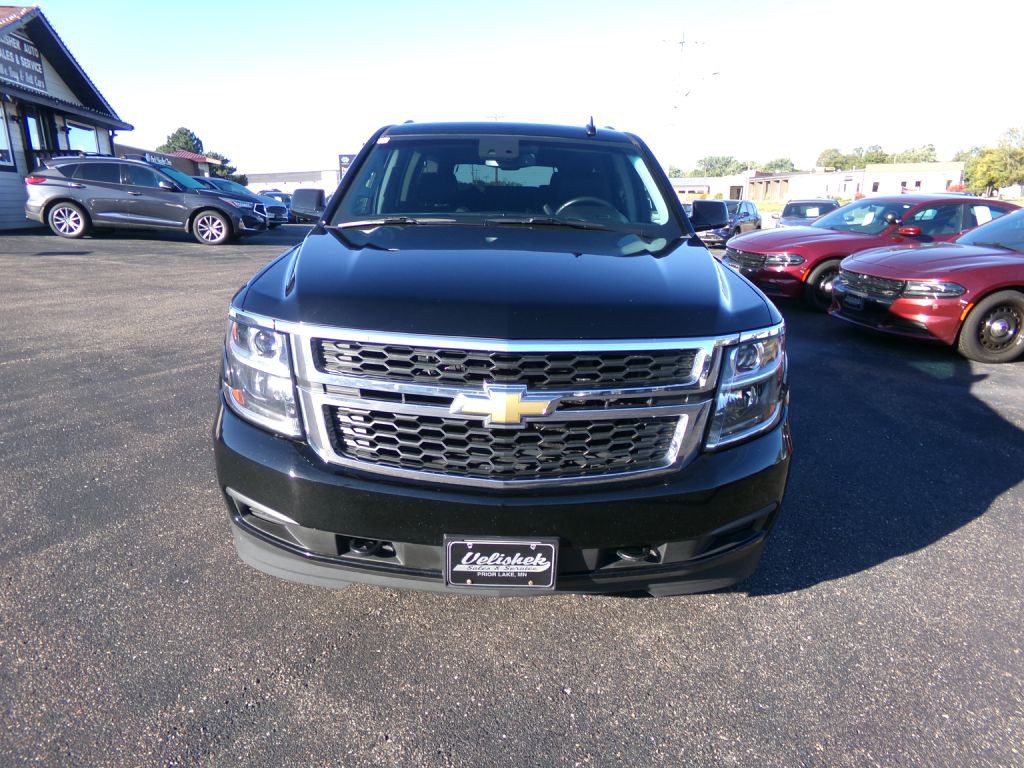 2015 Chevrolet Suburban Image 4