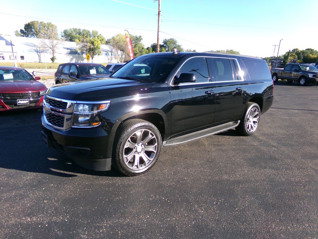 2015 Chevrolet Suburban Image 6