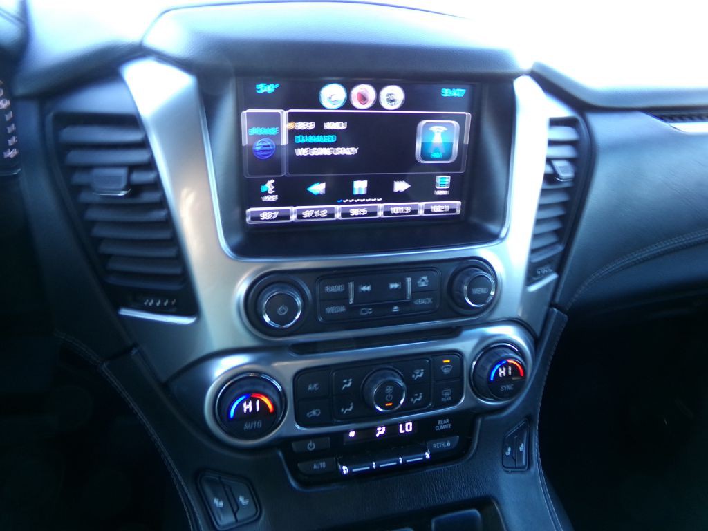 2015 Chevrolet Suburban Image 24