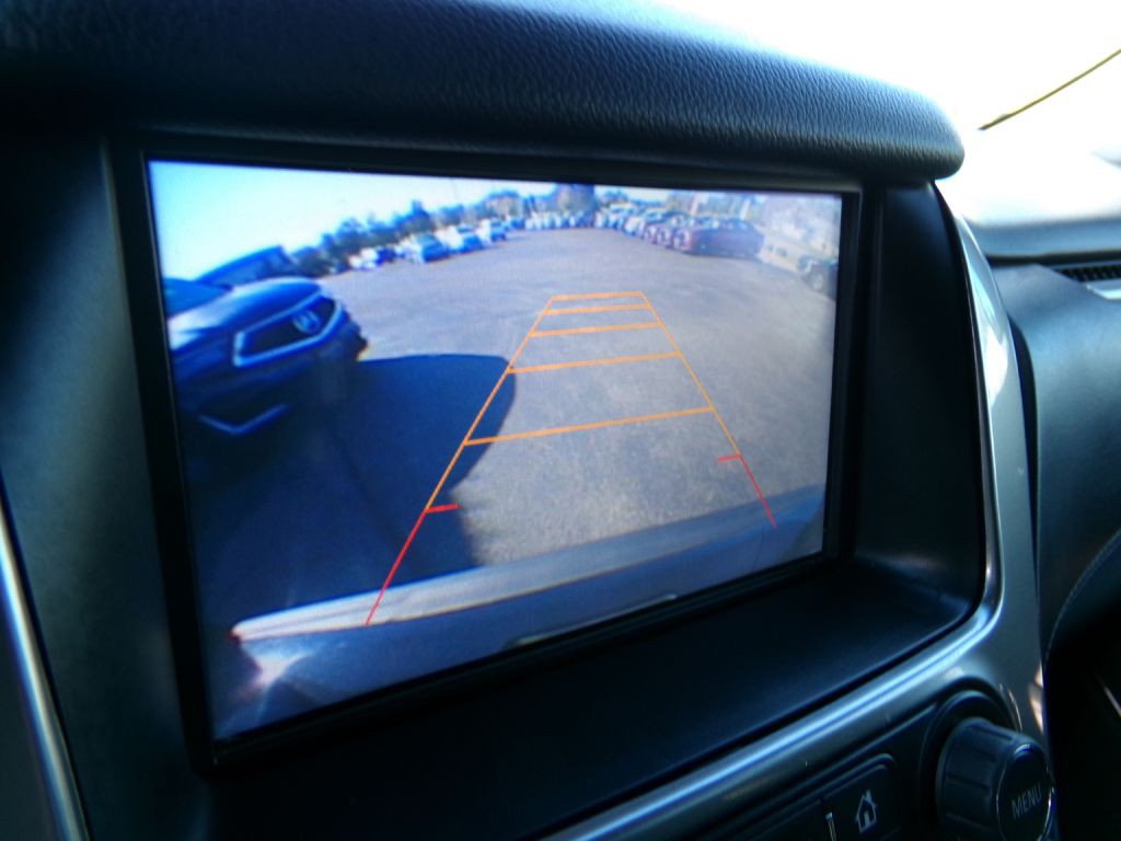 2015 Chevrolet Suburban Image 39