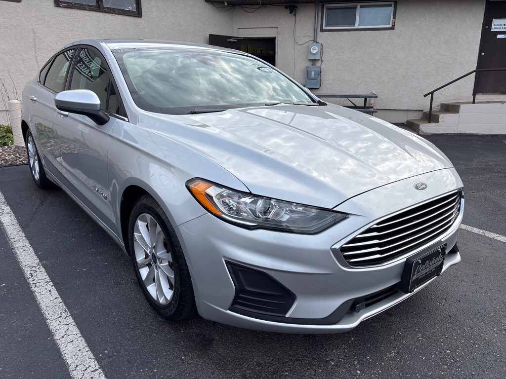2019 Ford Fusion Image 1