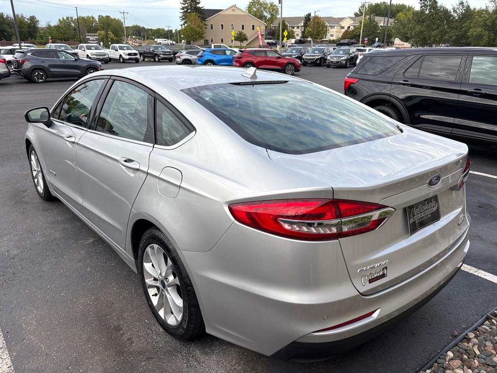 2019 Ford Fusion Image 5