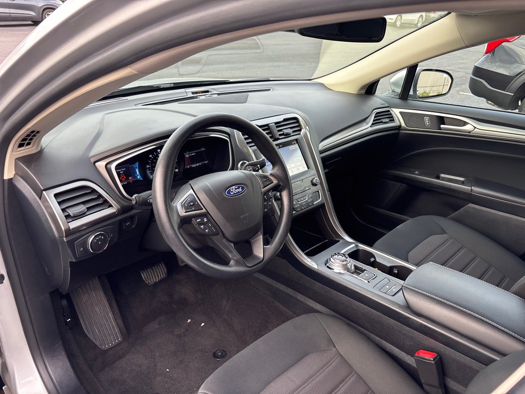 2019 Ford Fusion Image 11