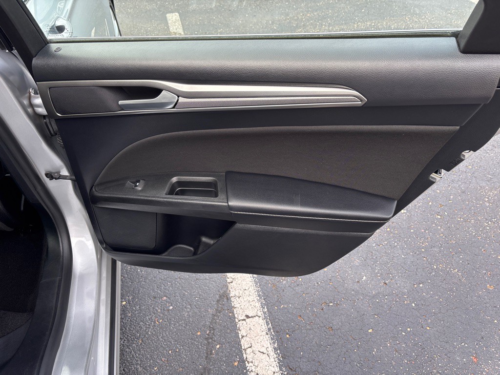 2019 Ford Fusion Image 31