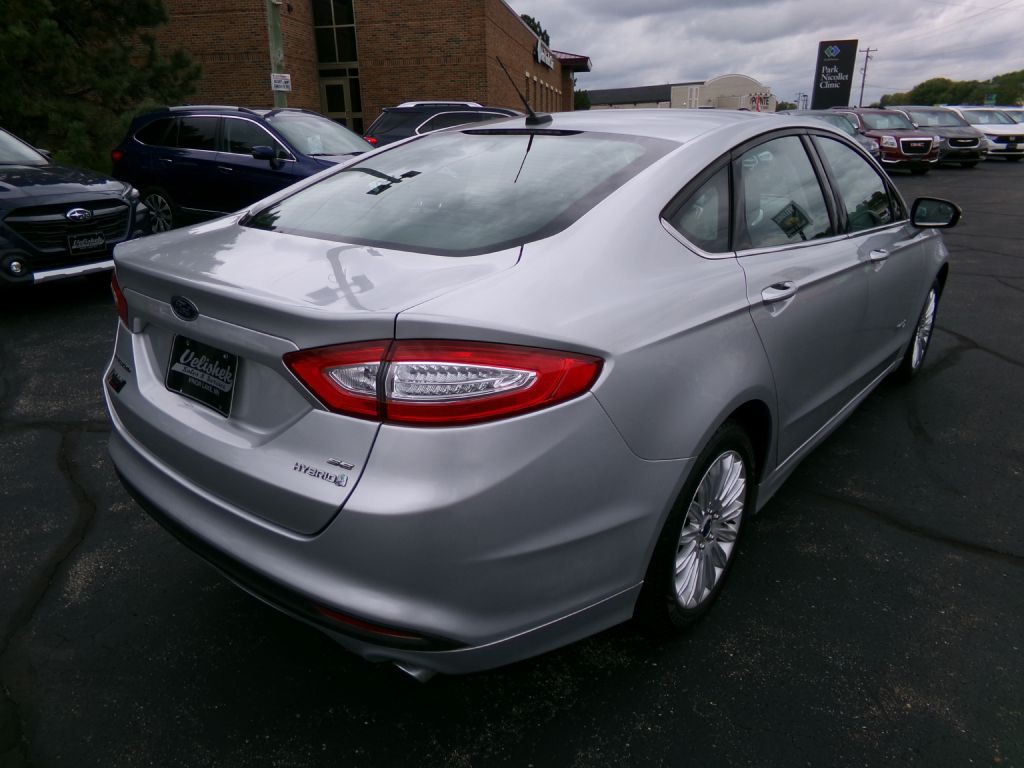 2014 Ford Fusion Image 4