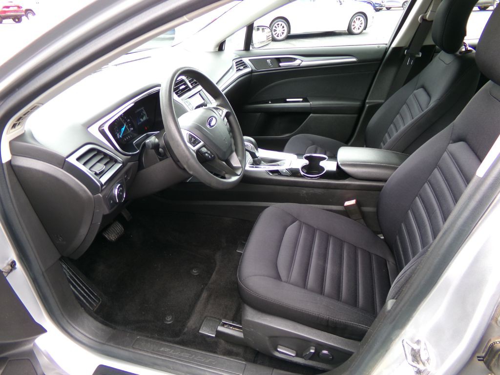 2014 Ford Fusion Image 13