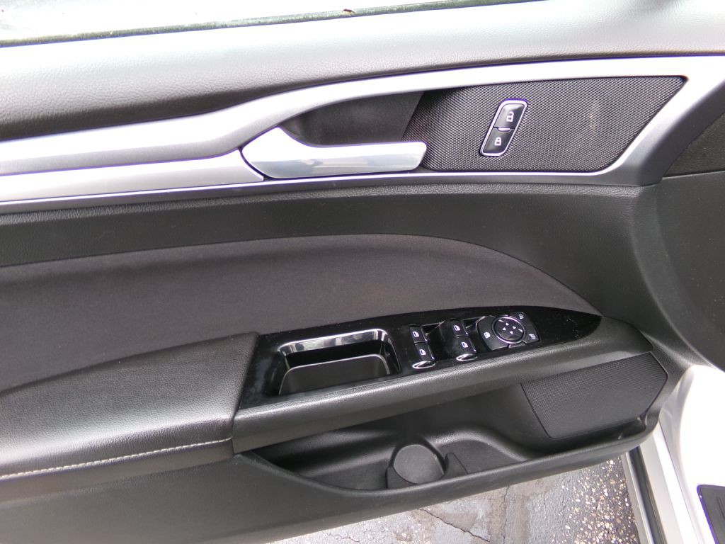 2014 Ford Fusion Image 14