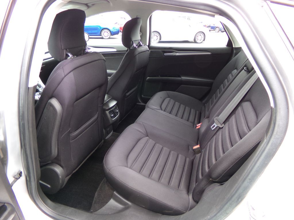 2014 Ford Fusion Image 27