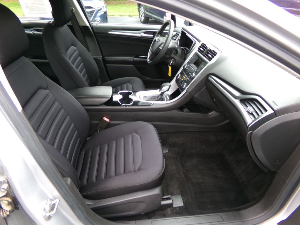 2014 Ford Fusion Image 29