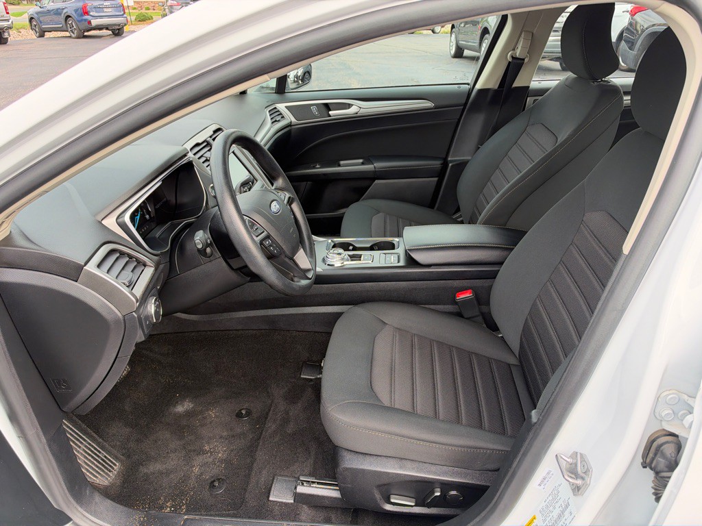 2019 Ford Fusion Image 10