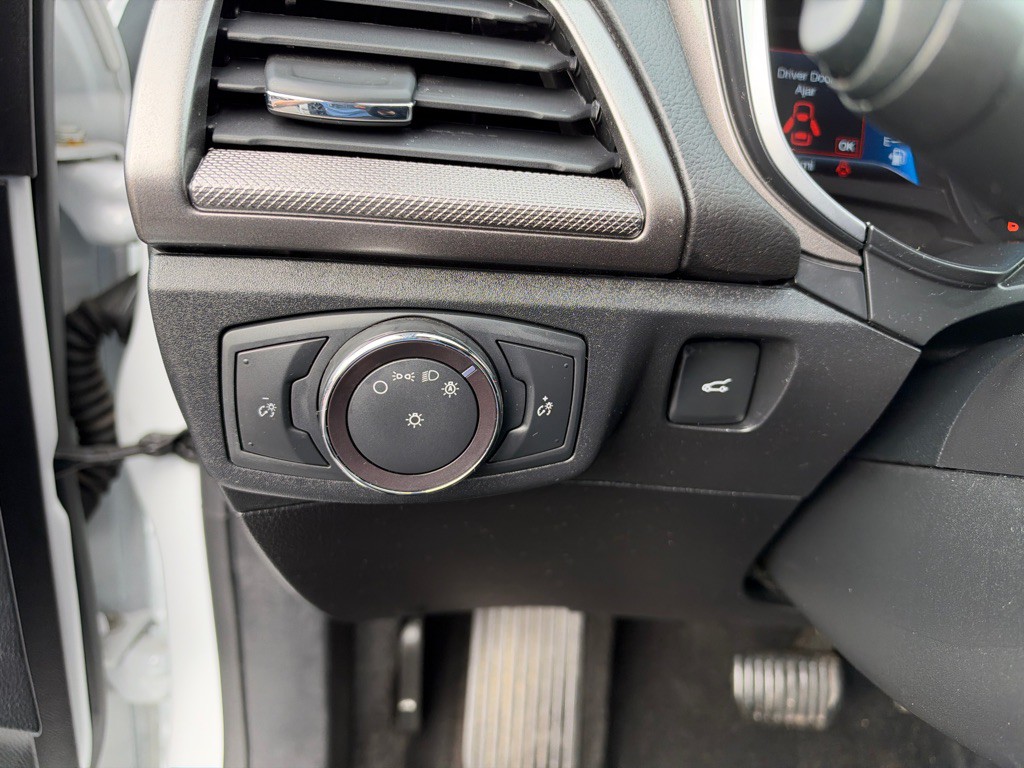 2019 Ford Fusion Image 12