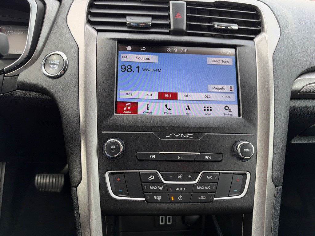 2019 Ford Fusion Image 19