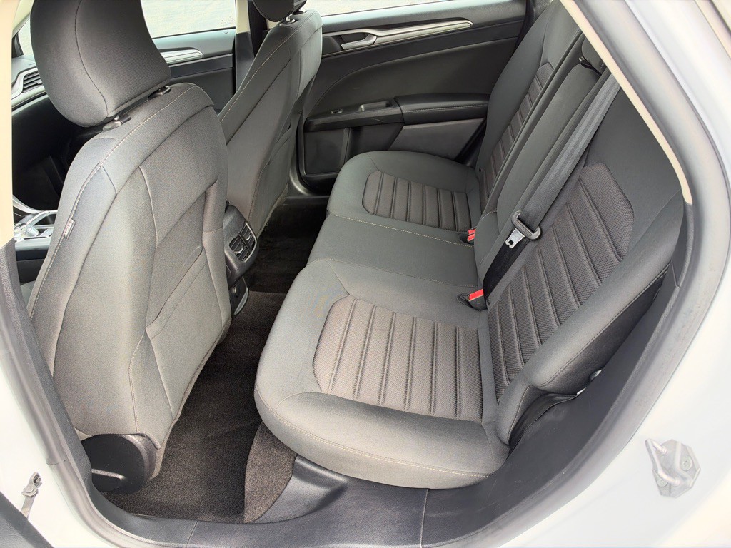 2019 Ford Fusion Image 28