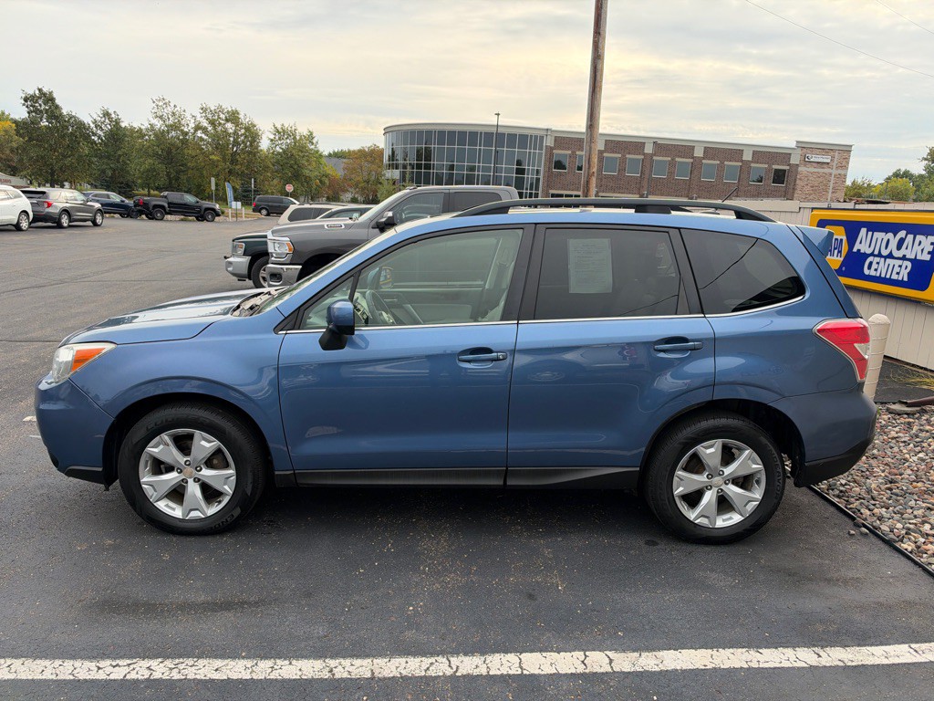 2015 Subaru Forester Image 6