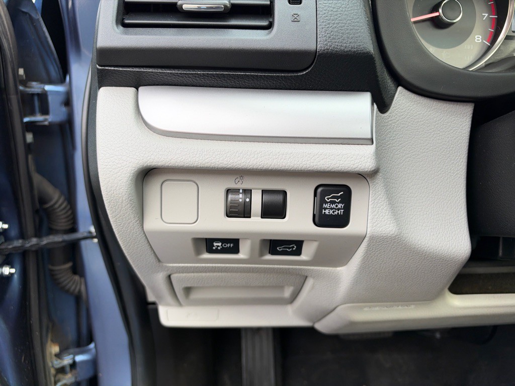 2015 Subaru Forester Image 14