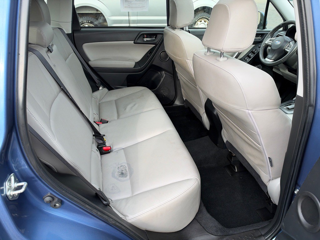 2015 Subaru Forester Image 32