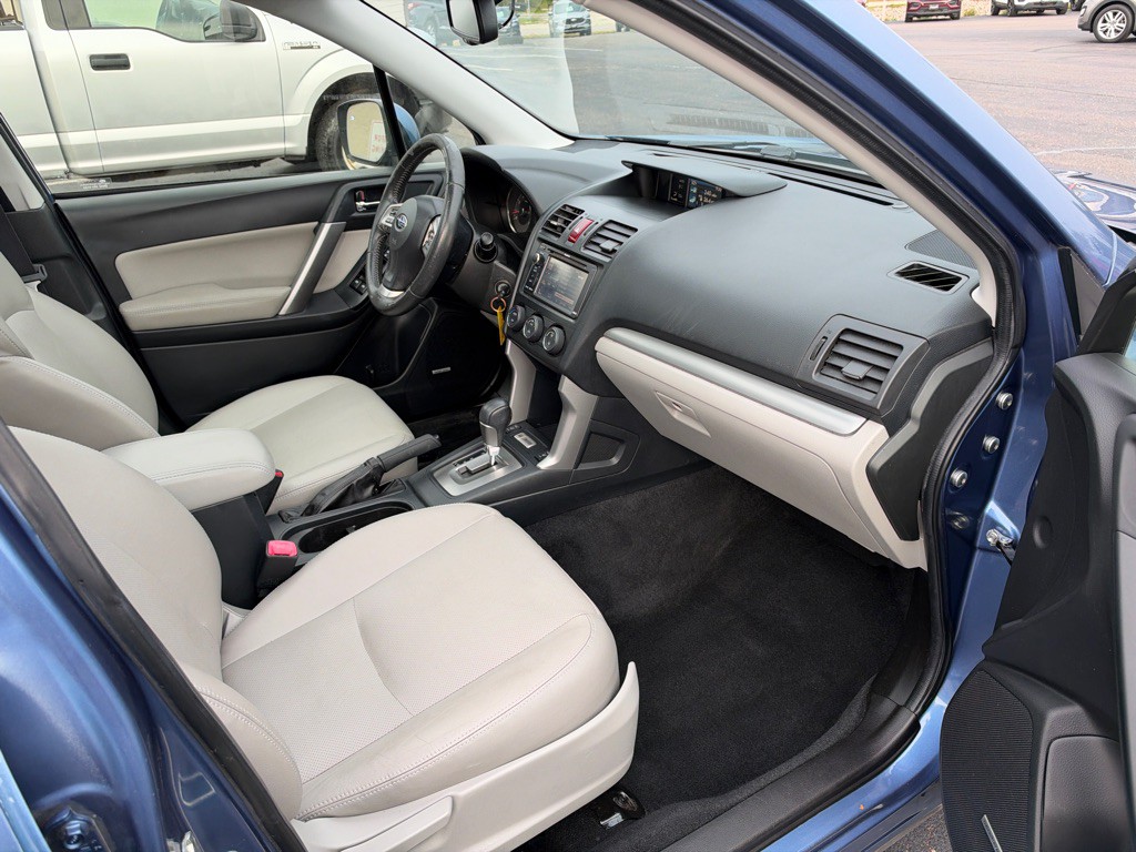 2015 Subaru Forester Image 34