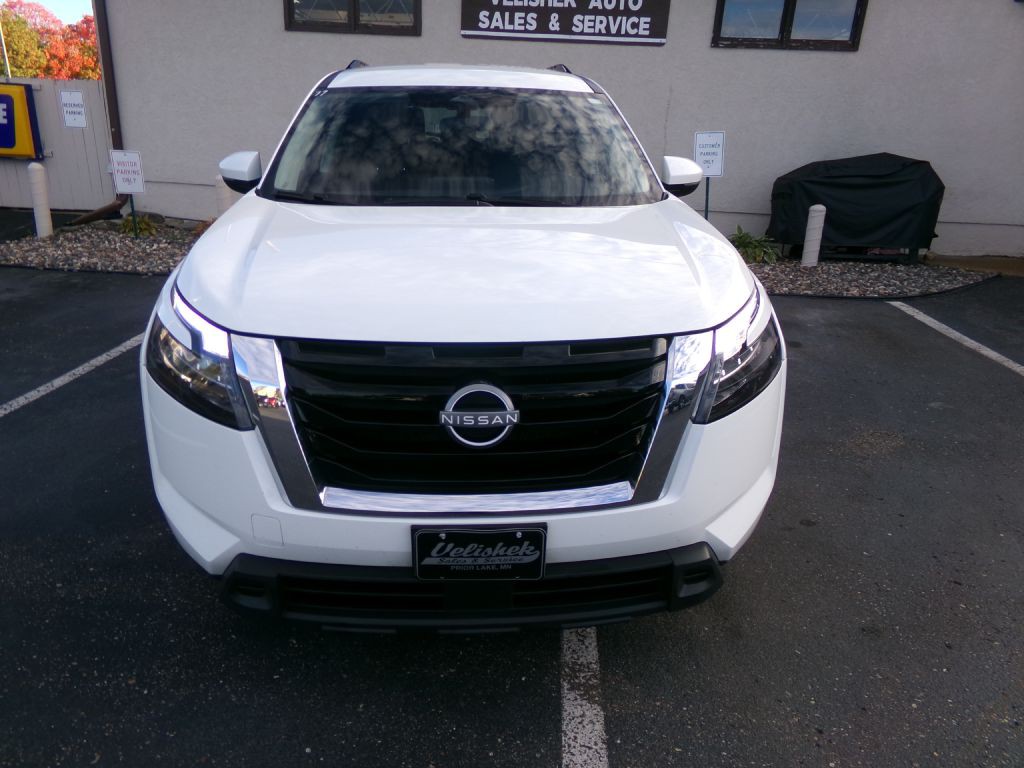 2024 Nissan Pathfinder Image 4