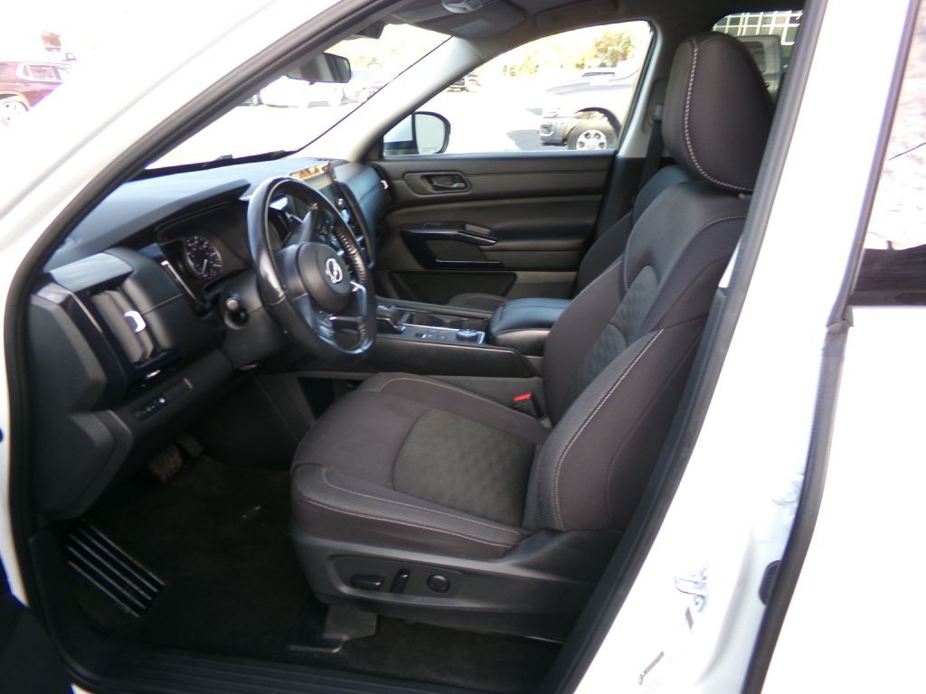 2024 Nissan Pathfinder Image 12