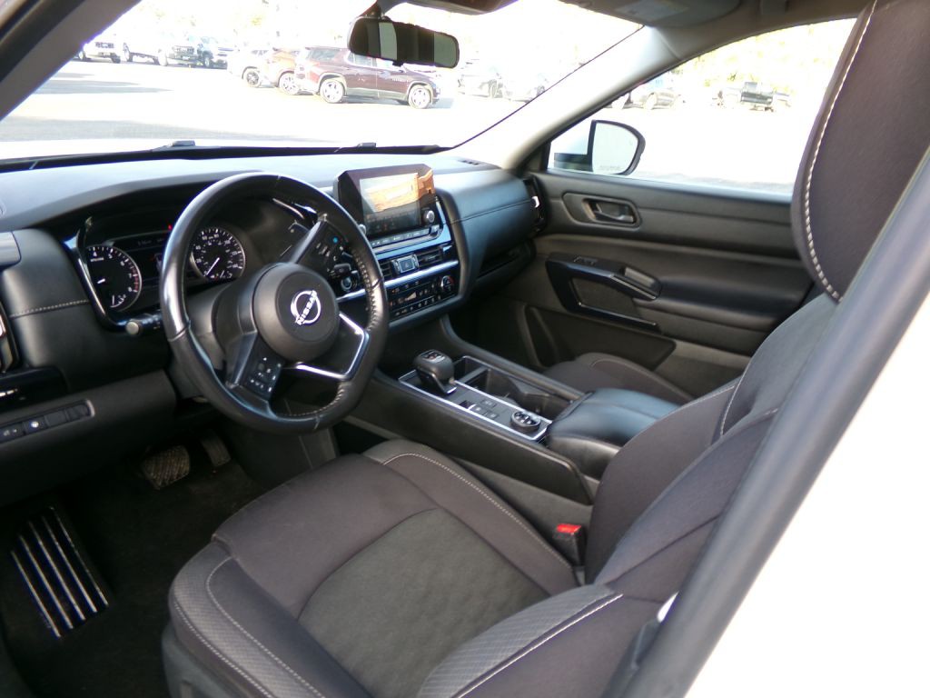 2024 Nissan Pathfinder Image 13