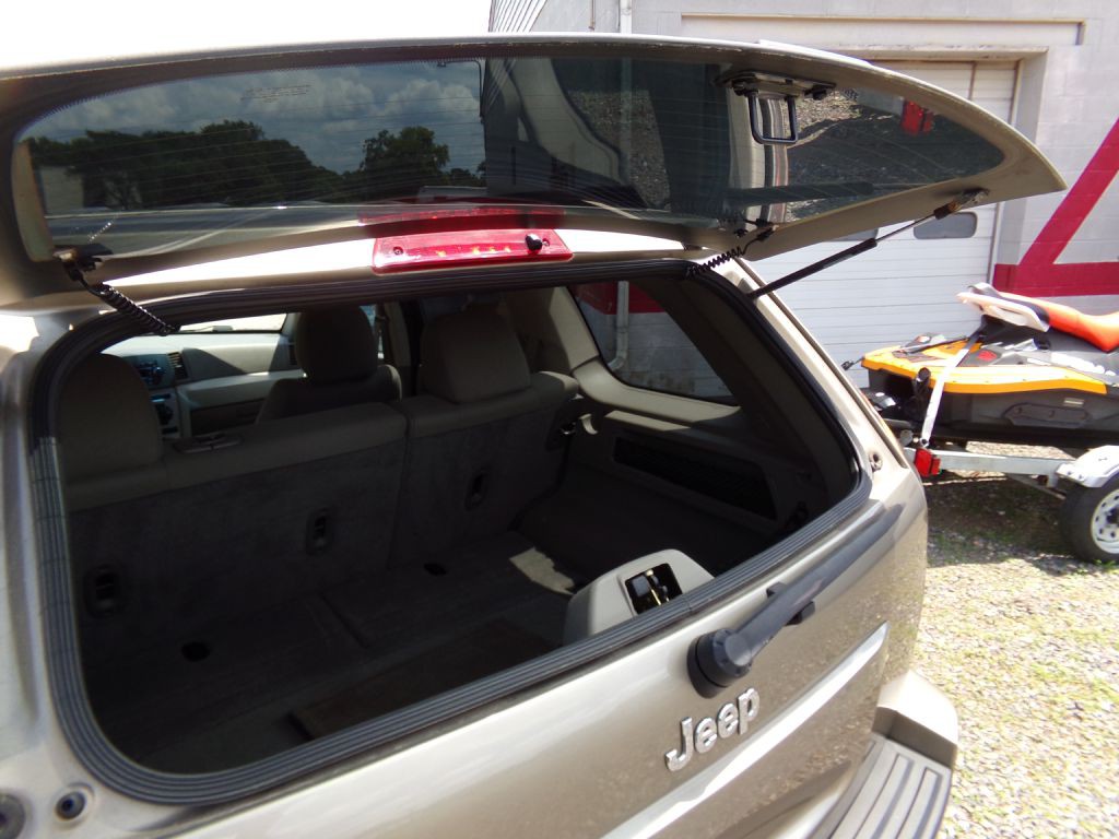 2006 Jeep Grand Cherokee Image 16