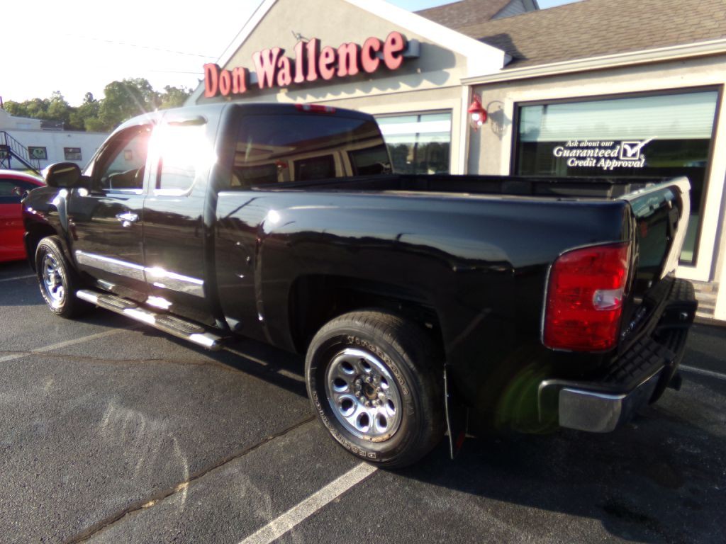 2007 Chevrolet Silverado 1500 Image 2