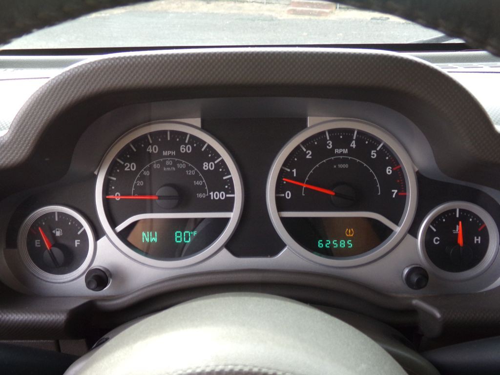 2010 Jeep Wrangler Image 10