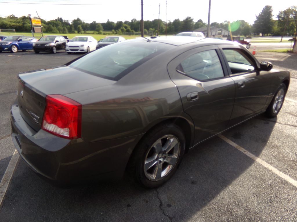 2010 Dodge Charger Image 4
