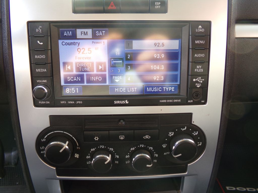 2010 Dodge Charger Image 11