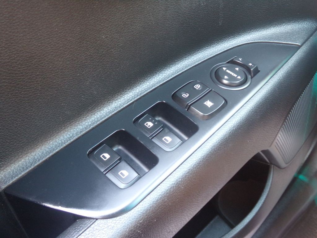 2018 Kia Rio Image 16
