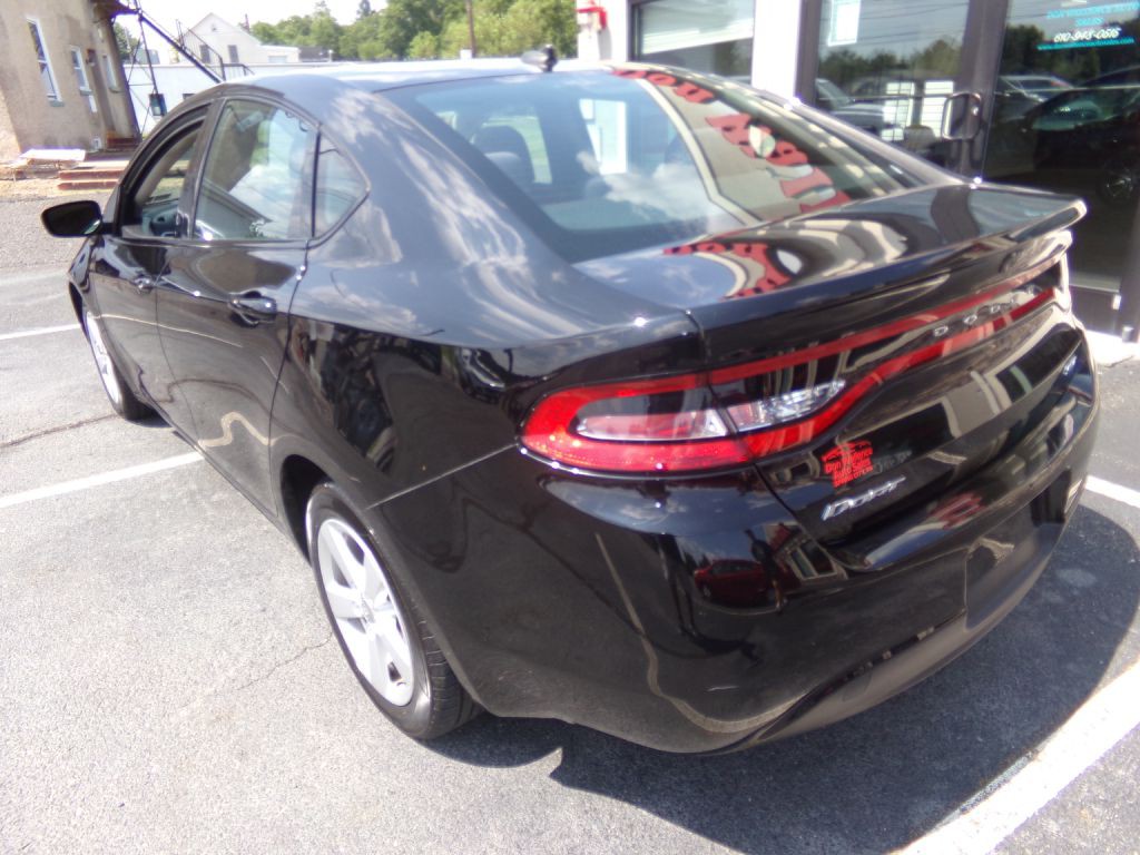 2015 Dodge Dart Image 2