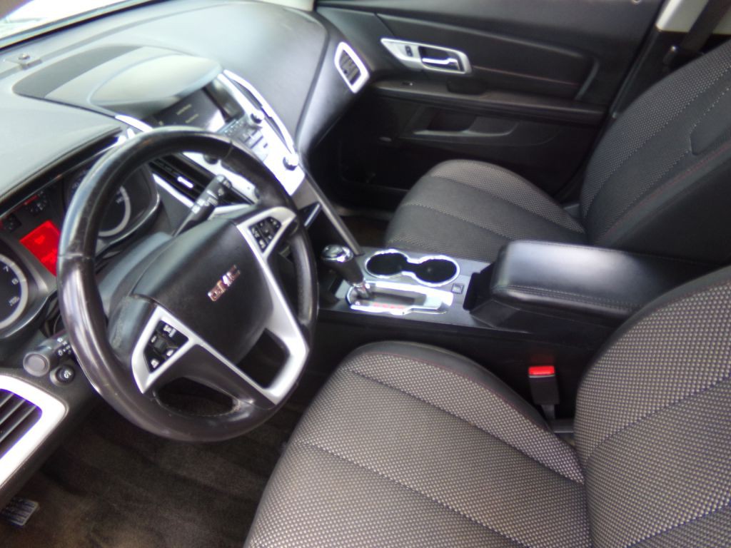 2017 GMC Terrain Image 5