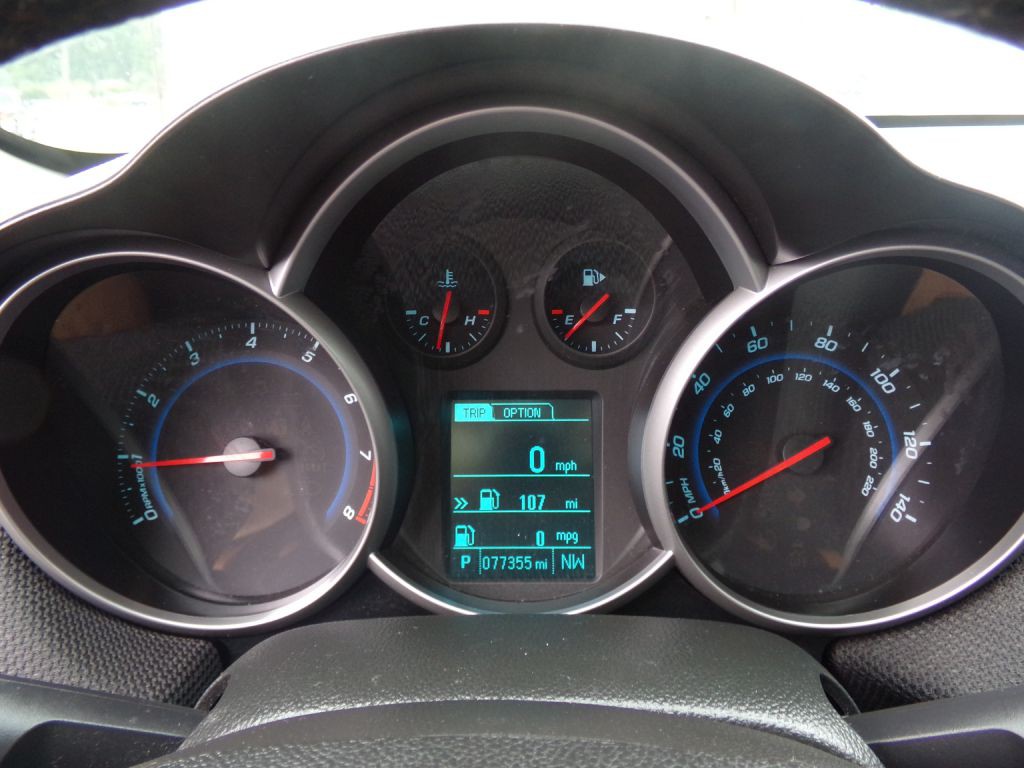 2013 Chevrolet Cruze Image 10