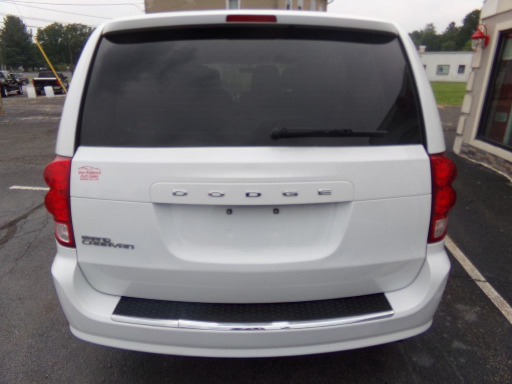 2016 Dodge Grand Caravan Image 3