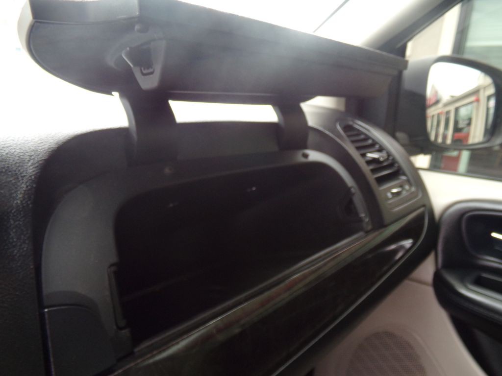 2016 Dodge Grand Caravan Image 21