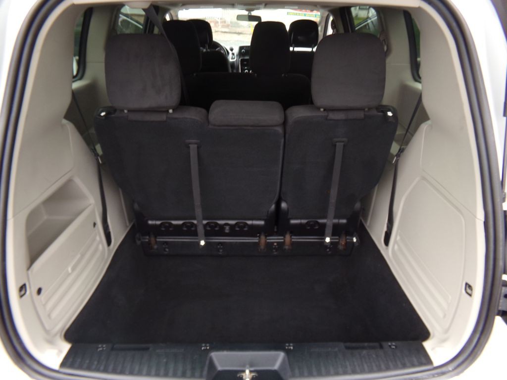 2016 Dodge Grand Caravan Image 24