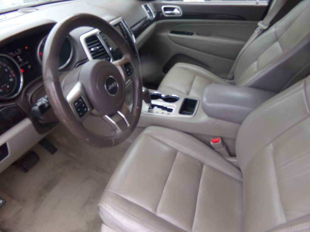 2011 Jeep Grand Cherokee Image 7