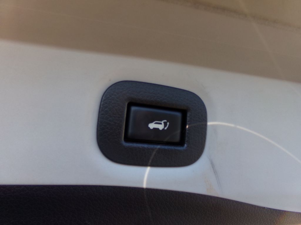 2015 Nissan Rogue Image 21