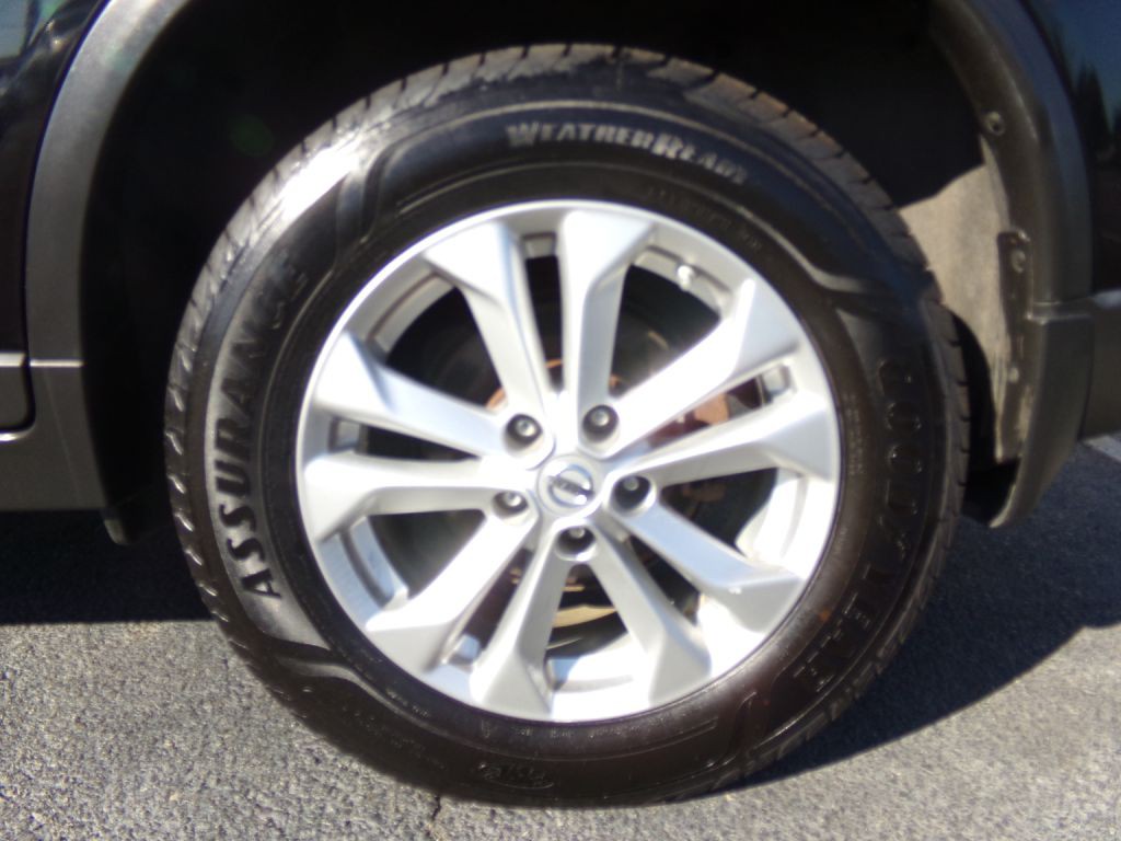 2015 Nissan Rogue Image 22